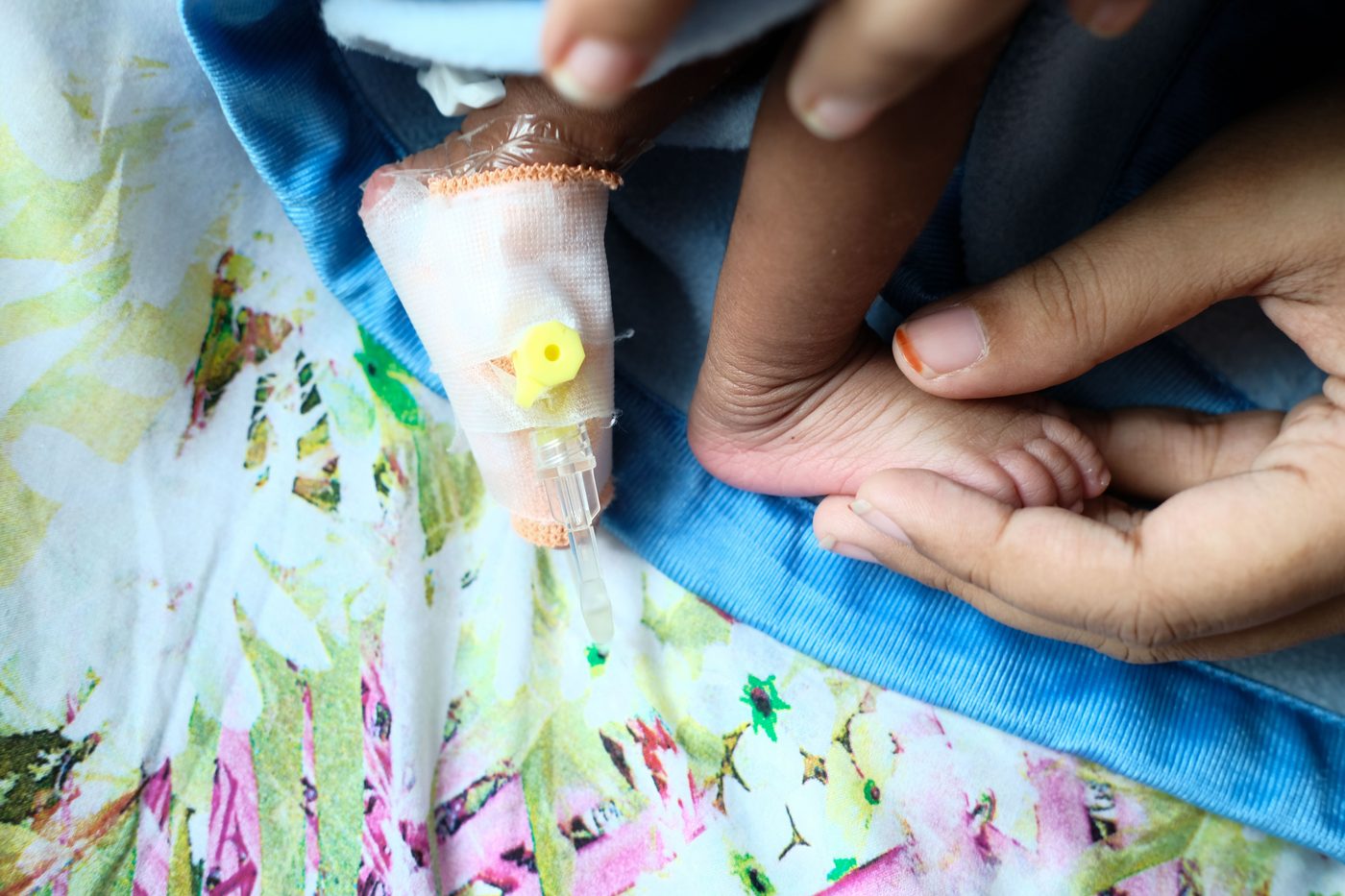 Premature en couveuse de neonatologie
